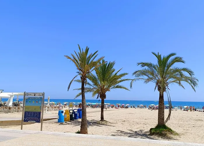 Mare De Deu, Vivienda Vacacional Para Familias Y Mayores De 25 Anos En El Grao De Gandia-Playa